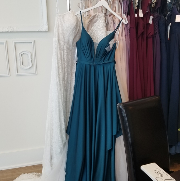 ALYCE Paris Long Prom Dress - Picture 3 of 8